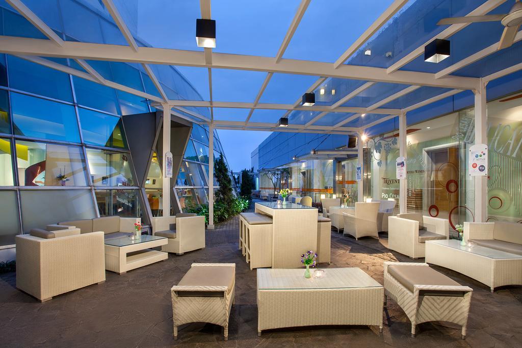 Harris Hotel & Convention Festival Citylink Bandung Dış mekan fotoğraf